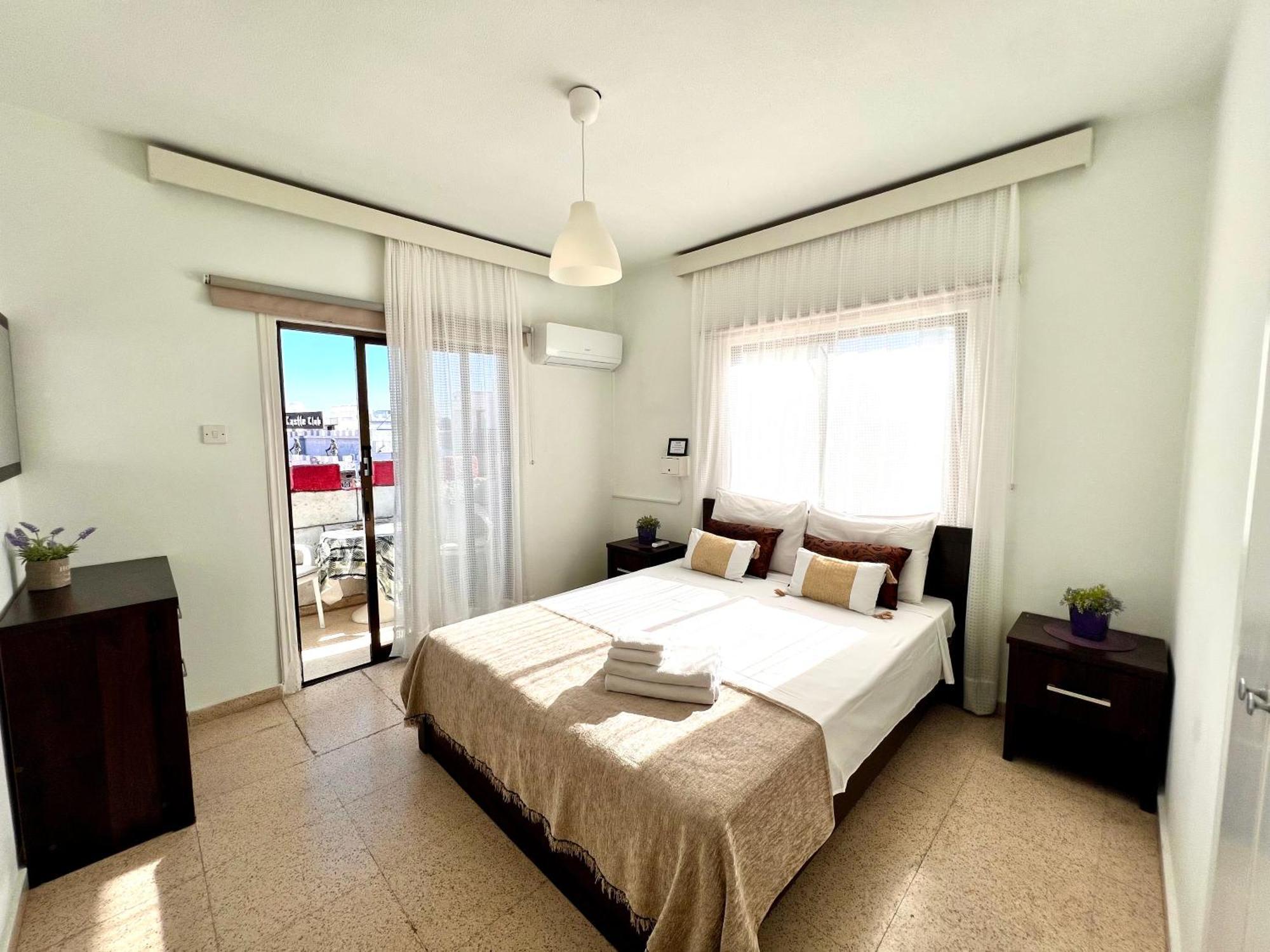 Apartament Apt On The Street Of Bars&Nightclubs In Ayia Napa 11 Zewnętrze zdjęcie